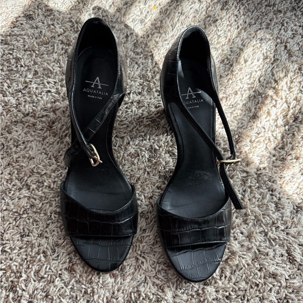 Aquatalia Black Croc-Embossed Heels